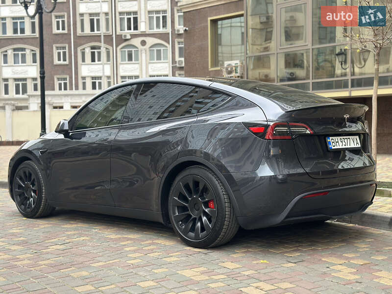 Внедорожник / Кроссовер Tesla Model Y 2024 в Одессе