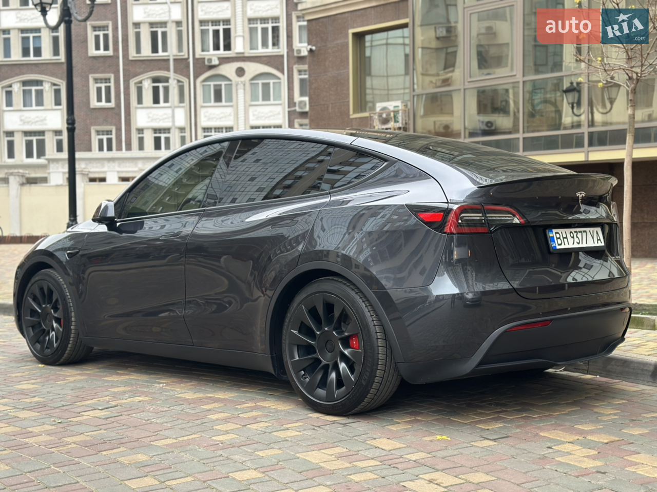 2025 Tesla Model Y - мініатюра 54