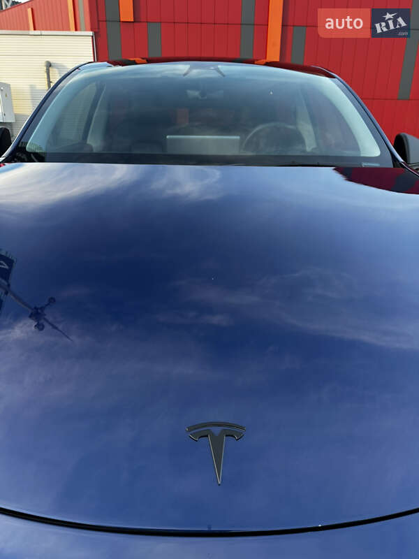 Позашляховик / Кросовер Tesla Model Y 2021 в Києві фото 8 Позашляховик / Кросовер Tesla Model Y 2021 в Києві
