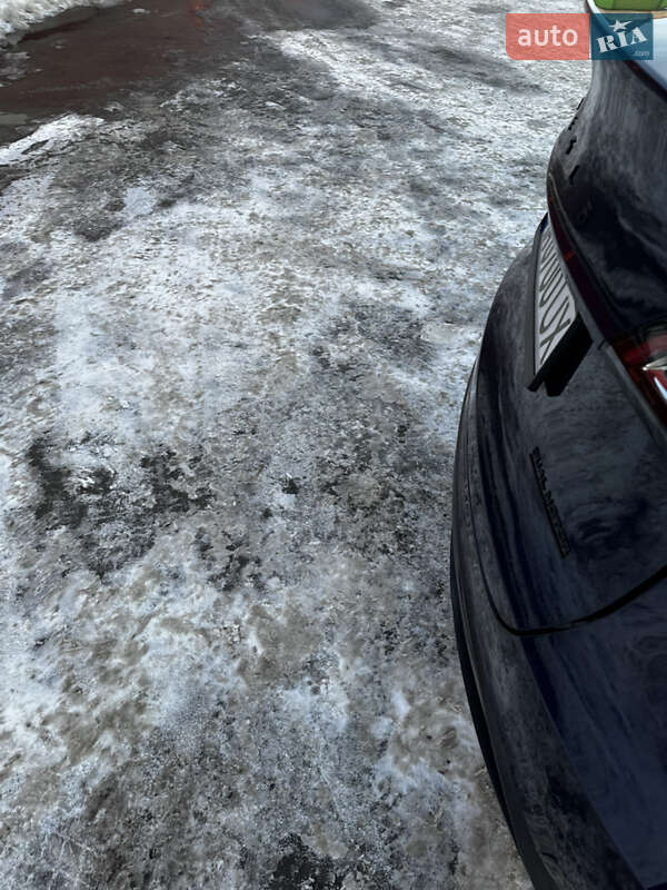 Позашляховик / Кросовер Tesla Model Y 2021 в Києві фото 14 Позашляховик / Кросовер Tesla Model Y 2021 в Києві