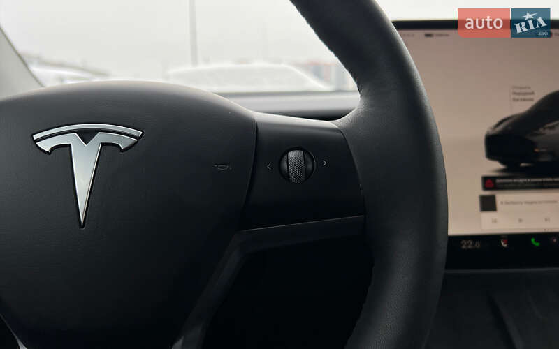 Внедорожник / Кроссовер Tesla Model Y 2023 в Львове