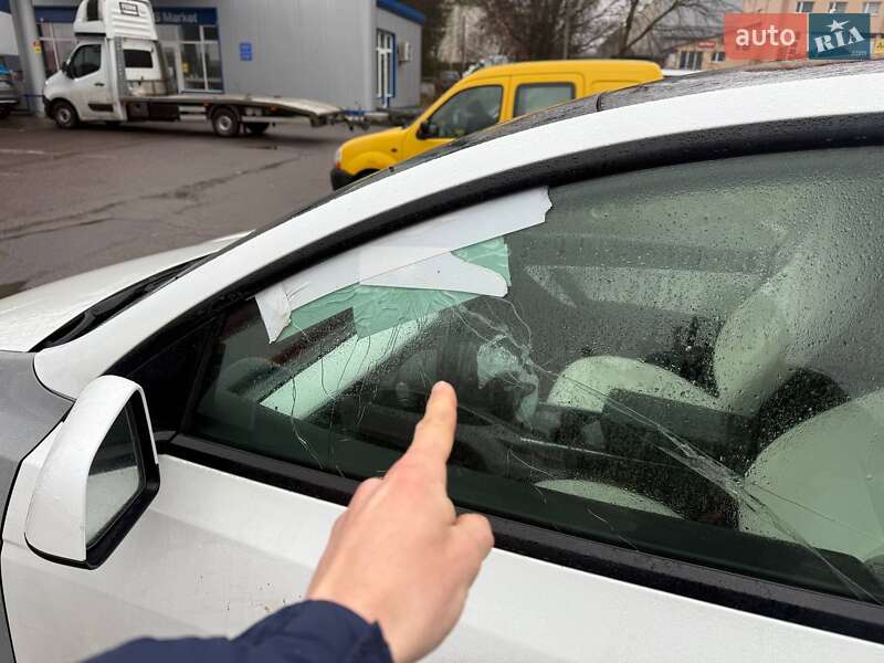 Внедорожник / Кроссовер Tesla Model Y 2020 в Луцке фото 4 Внедорожник / Кроссовер Tesla Model Y 2020 в Луцке