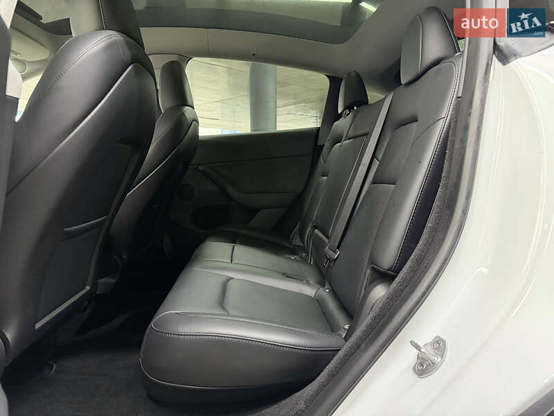 Внедорожник / Кроссовер Tesla Model Y 2023 в Одессе