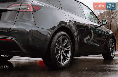 Внедорожник / Кроссовер Tesla Model Y 2024 в Запорожье