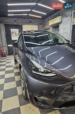 Внедорожник / Кроссовер Tesla Model Y 2024 в Запорожье