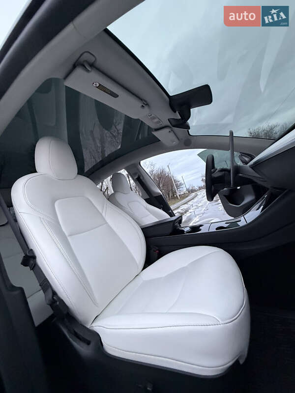 Внедорожник / Кроссовер Tesla Model Y 2020 в Синельниково