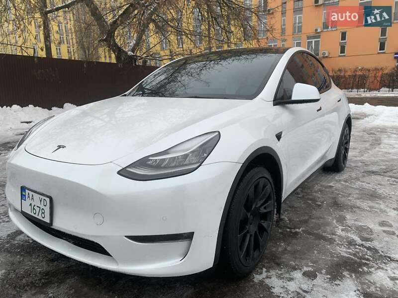 Позашляховик / Кросовер Tesla Model Y 2021 в Києві