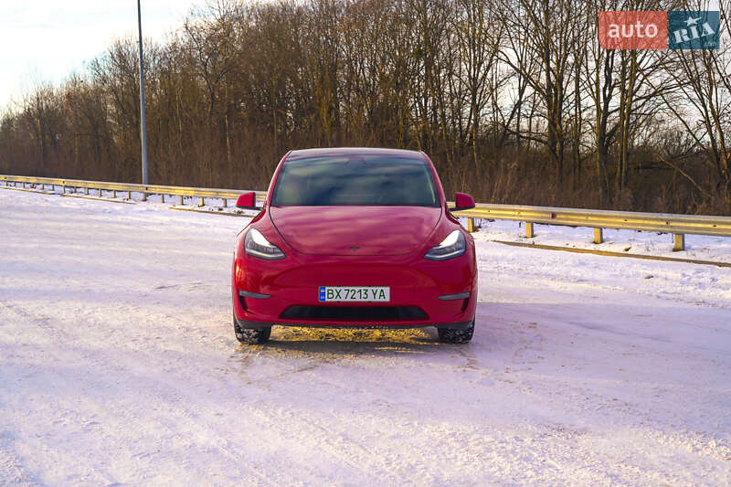 Внедорожник / Кроссовер Tesla Model Y 2022 в Хмельницком