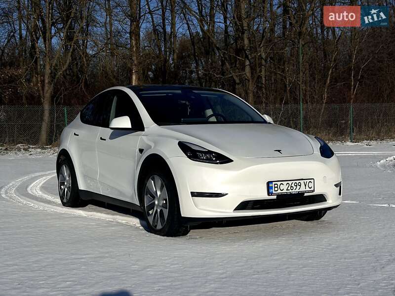 Внедорожник / Кроссовер Tesla Model Y 2023 в Львове
