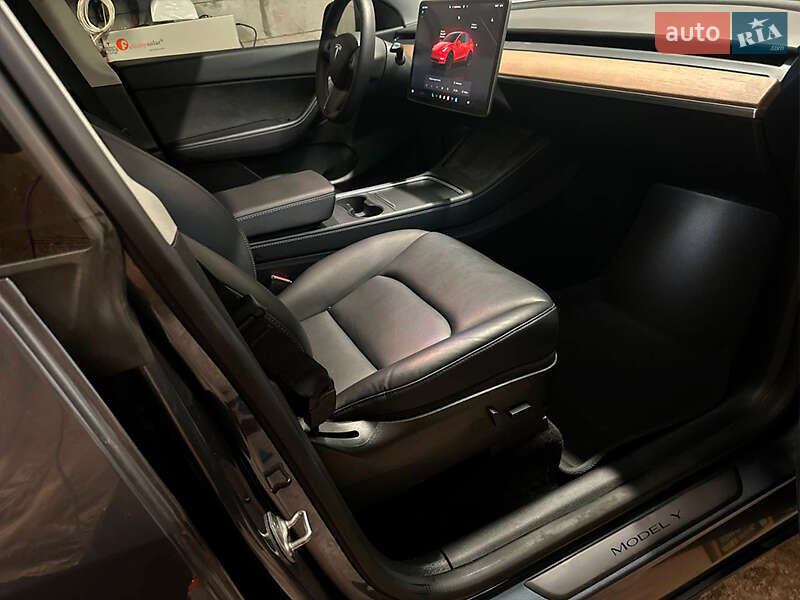 Внедорожник / Кроссовер Tesla Model Y 2022 в Каменском