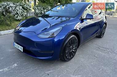Внедорожник / Кроссовер Tesla Model Y 2023 в Киеве