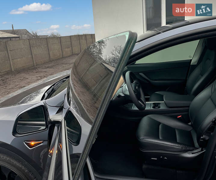 Внедорожник / Кроссовер Tesla Model Y 2022 в Каменском