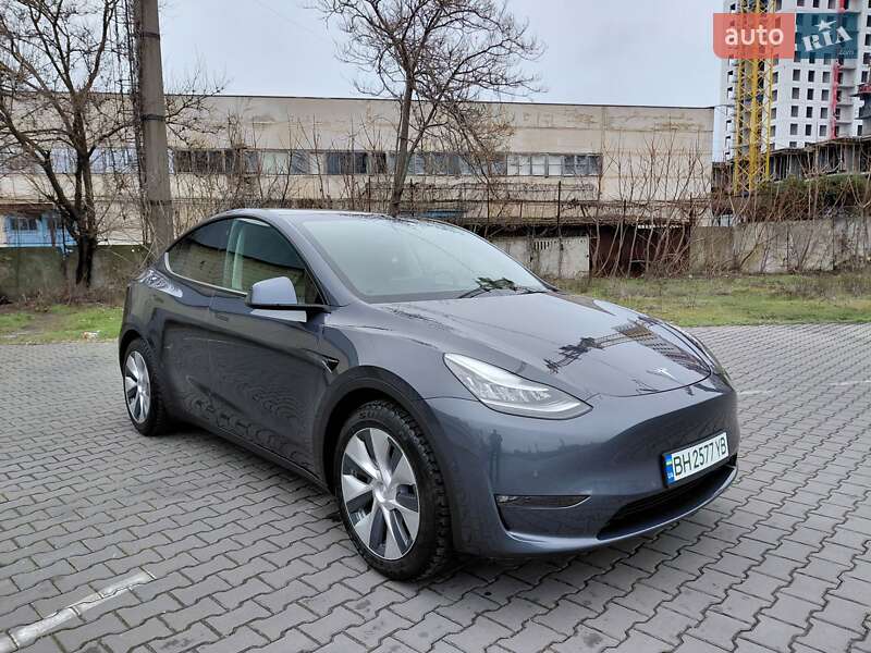 Внедорожник / Кроссовер Tesla Model Y 2021 в Одессе