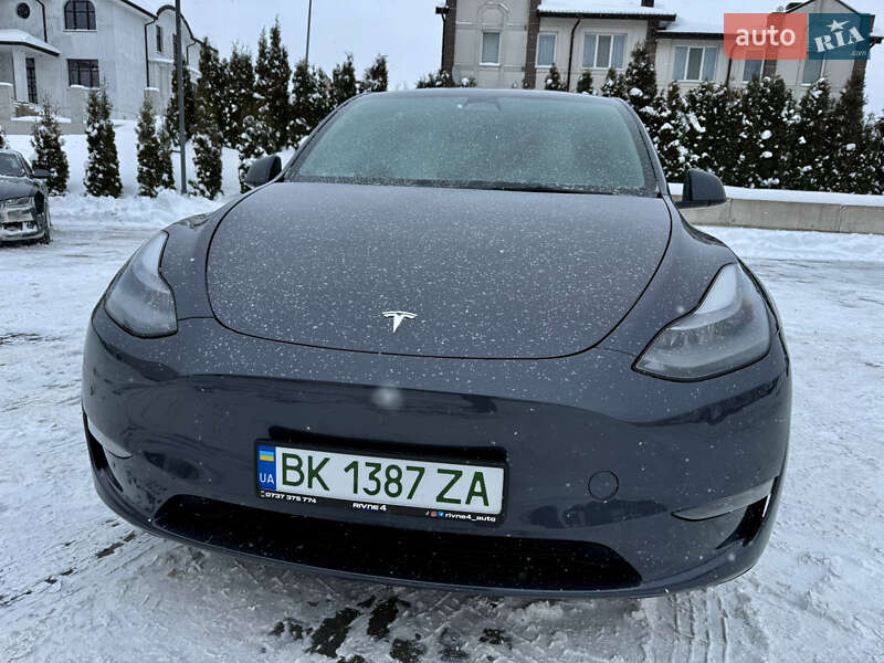 Внедорожник / Кроссовер Tesla Model Y 2023 в Ровно фото 2 Внедорожник / Кроссовер Tesla Model Y 2023 в Ровно