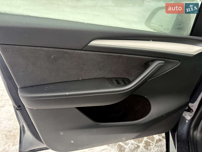 Внедорожник / Кроссовер Tesla Model Y 2023 в Ровно фото 13 Внедорожник / Кроссовер Tesla Model Y 2023 в Ровно