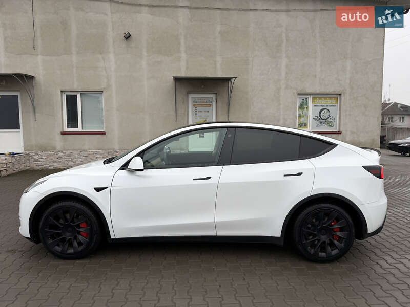 Позашляховик / Кросовер Tesla Model Y 2020 в Луцьку