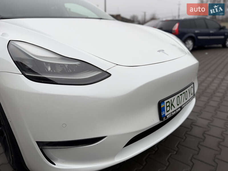 Позашляховик / Кросовер Tesla Model Y 2020 в Луцьку