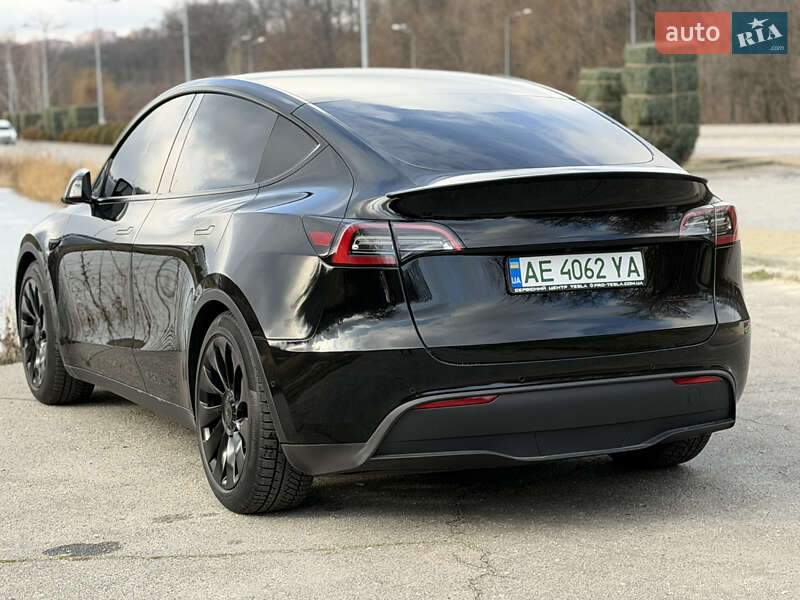 Позашляховик / Кросовер Tesla Model Y 2021 в Дніпрі