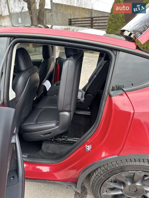 Внедорожник / Кроссовер Tesla Model Y 2022 в Днепре