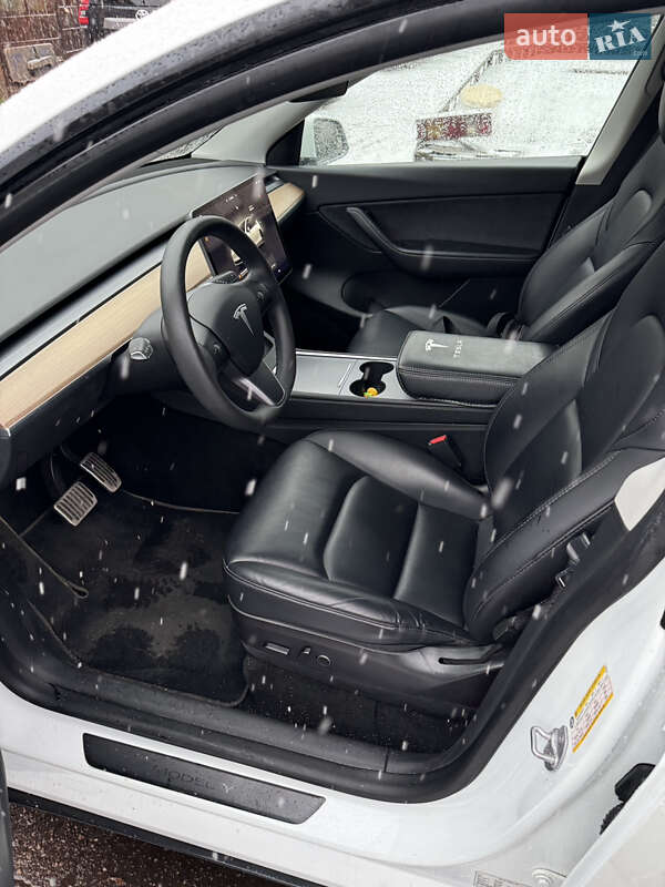 Внедорожник / Кроссовер Tesla Model Y 2022 в Кривом Роге фото 12 Внедорожник / Кроссовер Tesla Model Y 2022 в Кривом Роге