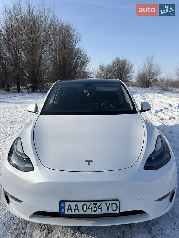 Внедорожник / Кроссовер Tesla Model Y 2022 в Киеве
