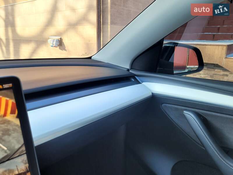 Внедорожник / Кроссовер Tesla Model Y 2022 в Виннице