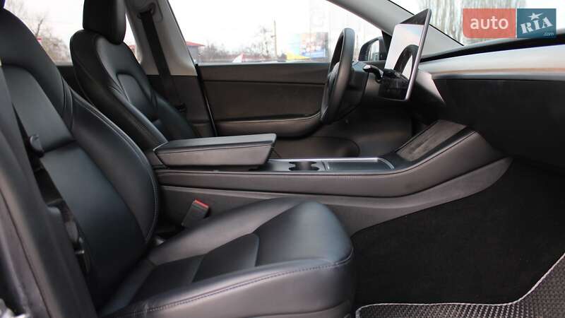 Внедорожник / Кроссовер Tesla Model Y 2021 в Черкассах