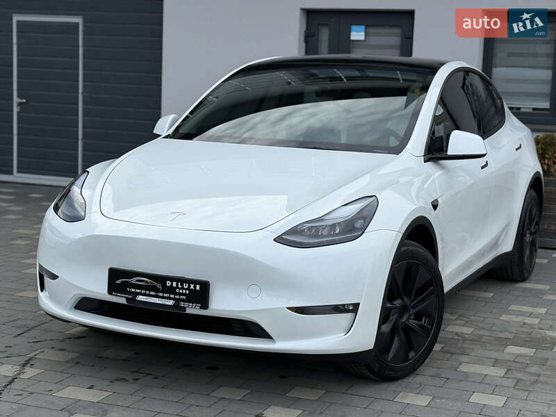 Внедорожник / Кроссовер Tesla Model Y 2024 в Дрогобыче