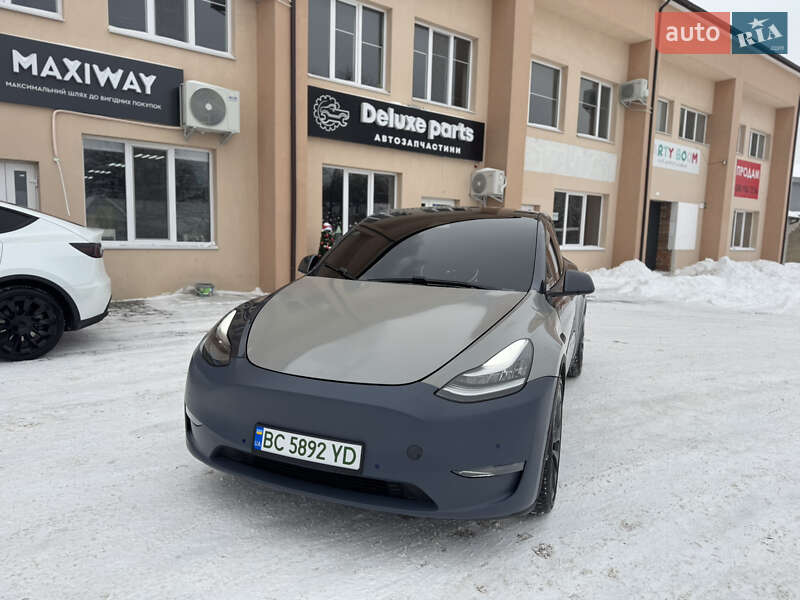 Внедорожник / Кроссовер Tesla Model Y 2020 в Луцке