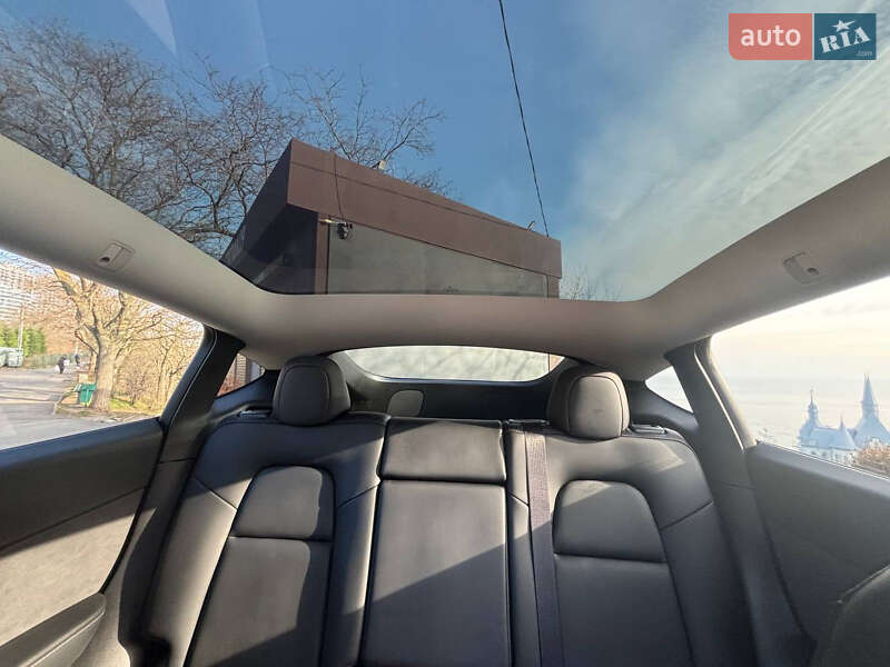 Внедорожник / Кроссовер Tesla Model Y 2022 в Одессе