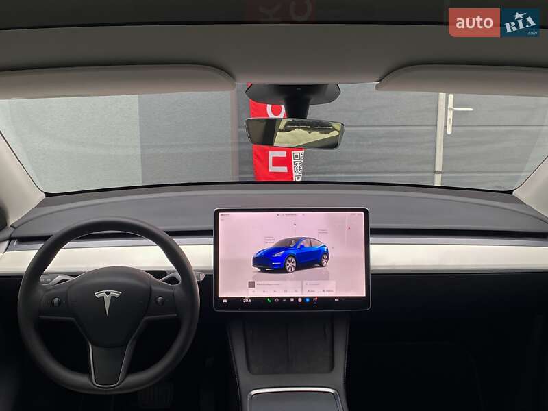 Внедорожник / Кроссовер Tesla Model Y 2024 в Киеве