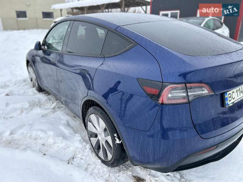 Позашляховик / Кросовер Tesla Model Y 2023 в Куликові