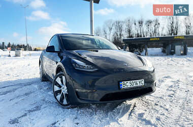 Внедорожник / Кроссовер Tesla Model Y 2021 в Львове