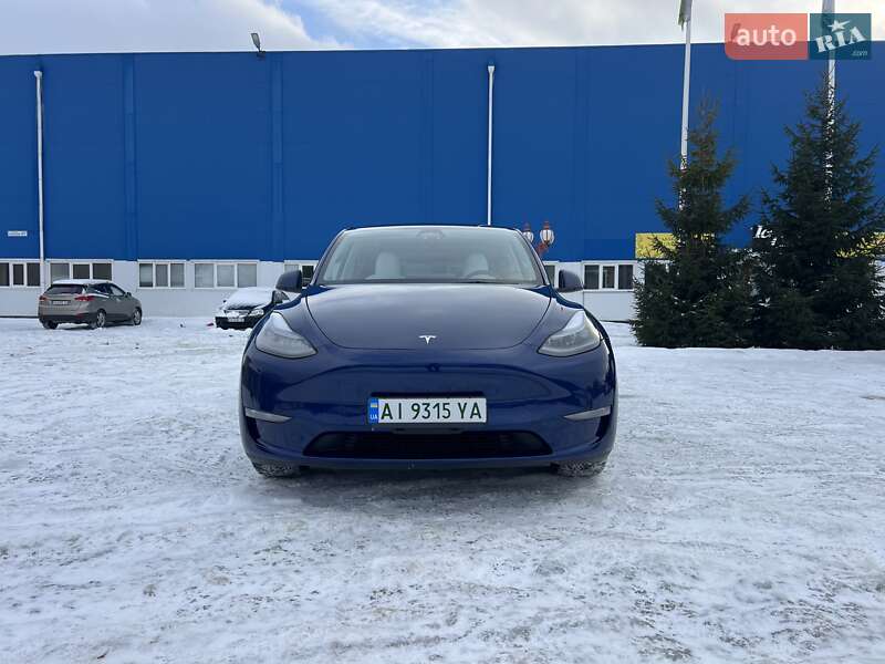 Внедорожник / Кроссовер Tesla Model Y 2025 в Богуславе