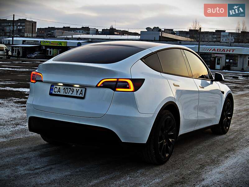 Внедорожник / Кроссовер Tesla Model Y 2021 в Черкассах