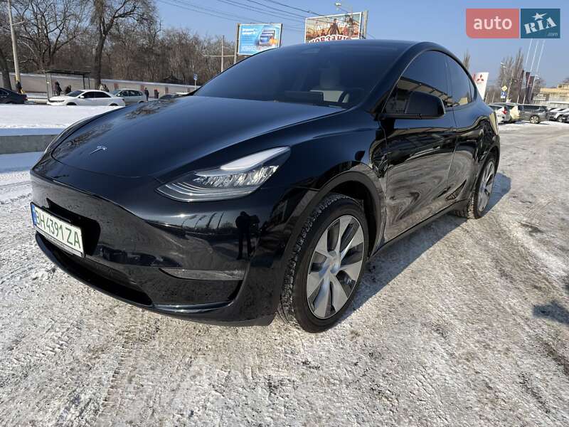 Внедорожник / Кроссовер Tesla Model Y 2021 в Одессе фото 2 Внедорожник / Кроссовер Tesla Model Y 2021 в Одессе