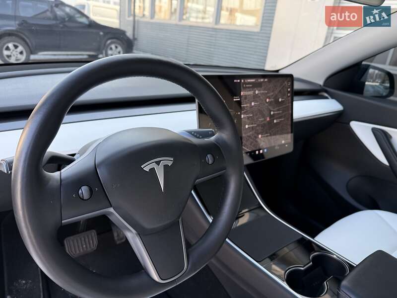 Внедорожник / Кроссовер Tesla Model Y 2021 в Одессе фото 12 Внедорожник / Кроссовер Tesla Model Y 2021 в Одессе