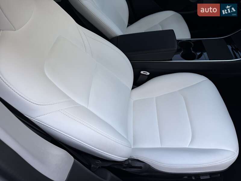 Внедорожник / Кроссовер Tesla Model Y 2021 в Одессе фото 24 Внедорожник / Кроссовер Tesla Model Y 2021 в Одессе