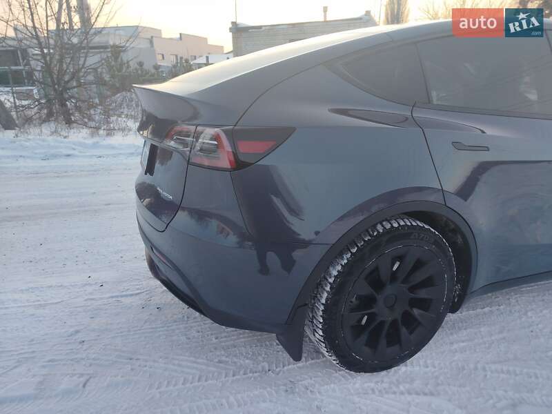 Позашляховик / Кросовер Tesla Model Y 2022 в Харкові фото 21 Позашляховик / Кросовер Tesla Model Y 2022 в Харкові