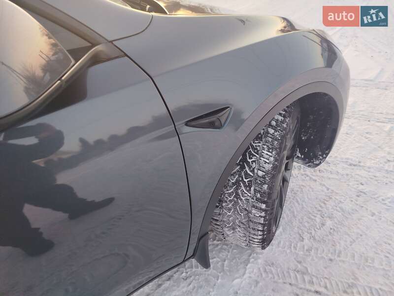 Позашляховик / Кросовер Tesla Model Y 2022 в Харкові фото 26 Позашляховик / Кросовер Tesla Model Y 2022 в Харкові