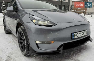 Внедорожник / Кроссовер Tesla Model Y 2024 в Львове