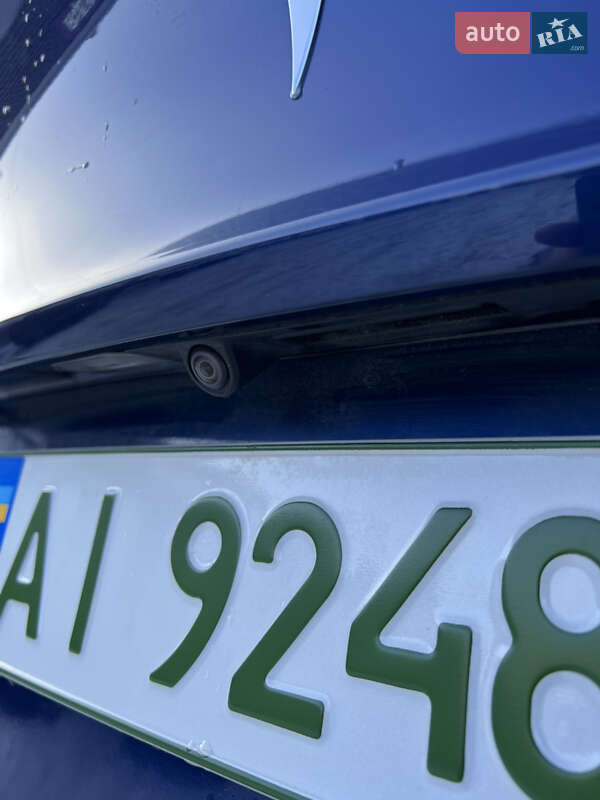 Позашляховик / Кросовер Tesla Model Y 2021 в Обухові