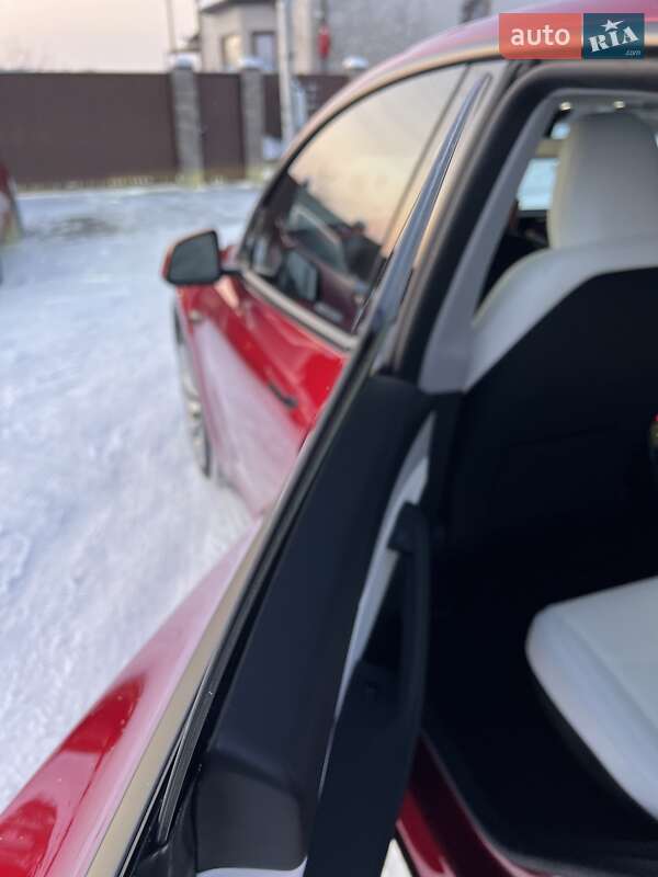 Внедорожник / Кроссовер Tesla Model Y 2025 в Харькове