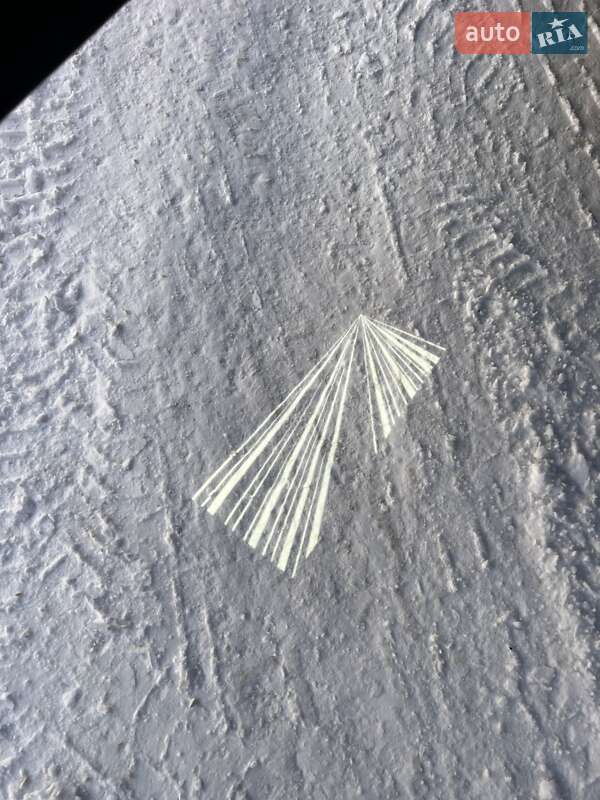 Внедорожник / Кроссовер Tesla Model Y 2025 в Харькове