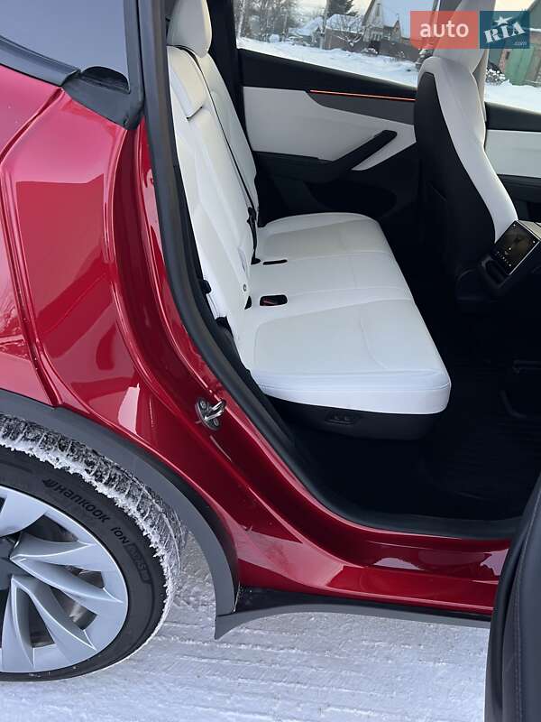 Внедорожник / Кроссовер Tesla Model Y 2025 в Харькове