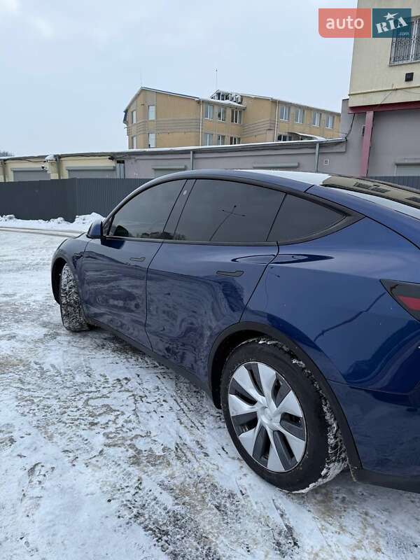 Внедорожник / Кроссовер Tesla Model Y 2021 в Обухове
