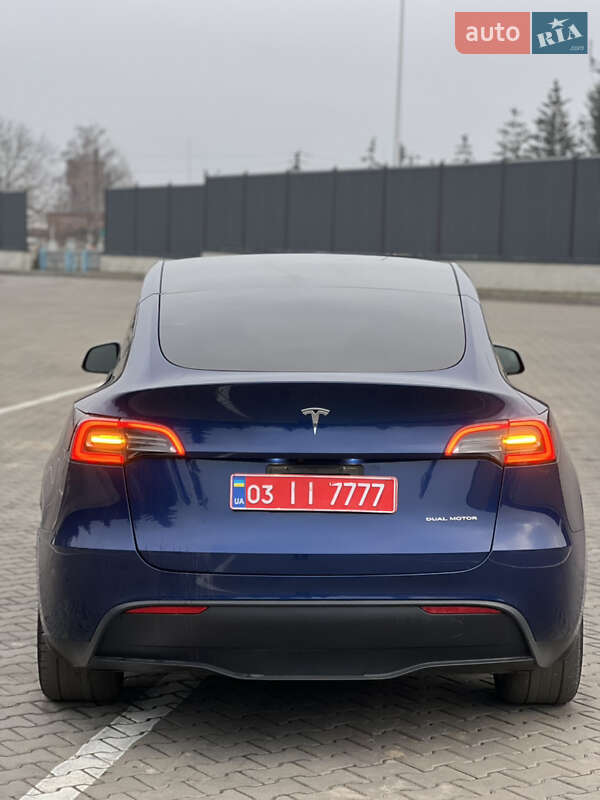 Позашляховик / Кросовер Tesla Model Y 2023 в Луцьку