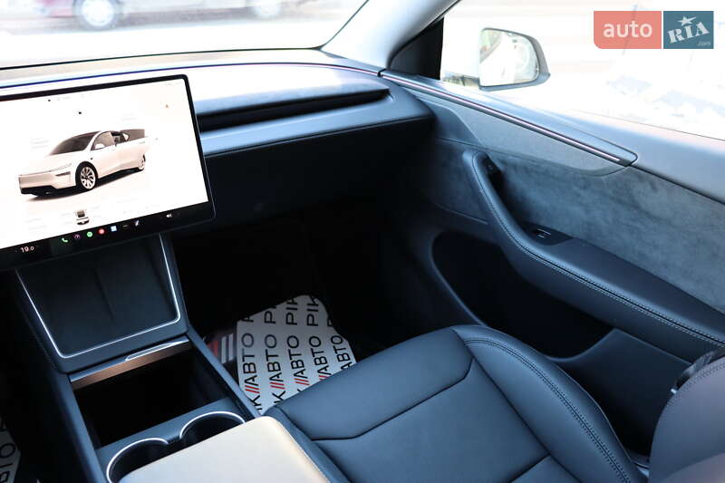 Внедорожник / Кроссовер Tesla Model Y 2025 в Львове фото 32 Внедорожник / Кроссовер Tesla Model Y 2025 в Львове