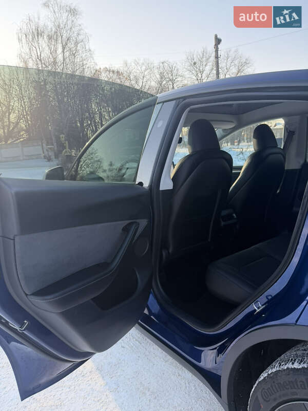Позашляховик / Кросовер Tesla Model Y 2024 в Вінниці фото 30 Позашляховик / Кросовер Tesla Model Y 2024 в Вінниці