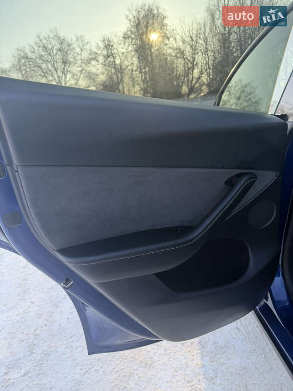Позашляховик / Кросовер Tesla Model Y 2024 в Вінниці фото 31 Позашляховик / Кросовер Tesla Model Y 2024 в Вінниці